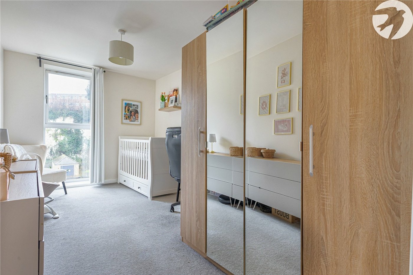 2 bedroom property for sale in Northfleet | Robinson Michael & Jackson