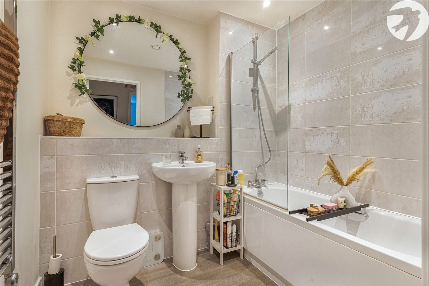 2 bedroom property for sale in Northfleet | Robinson Michael & Jackson