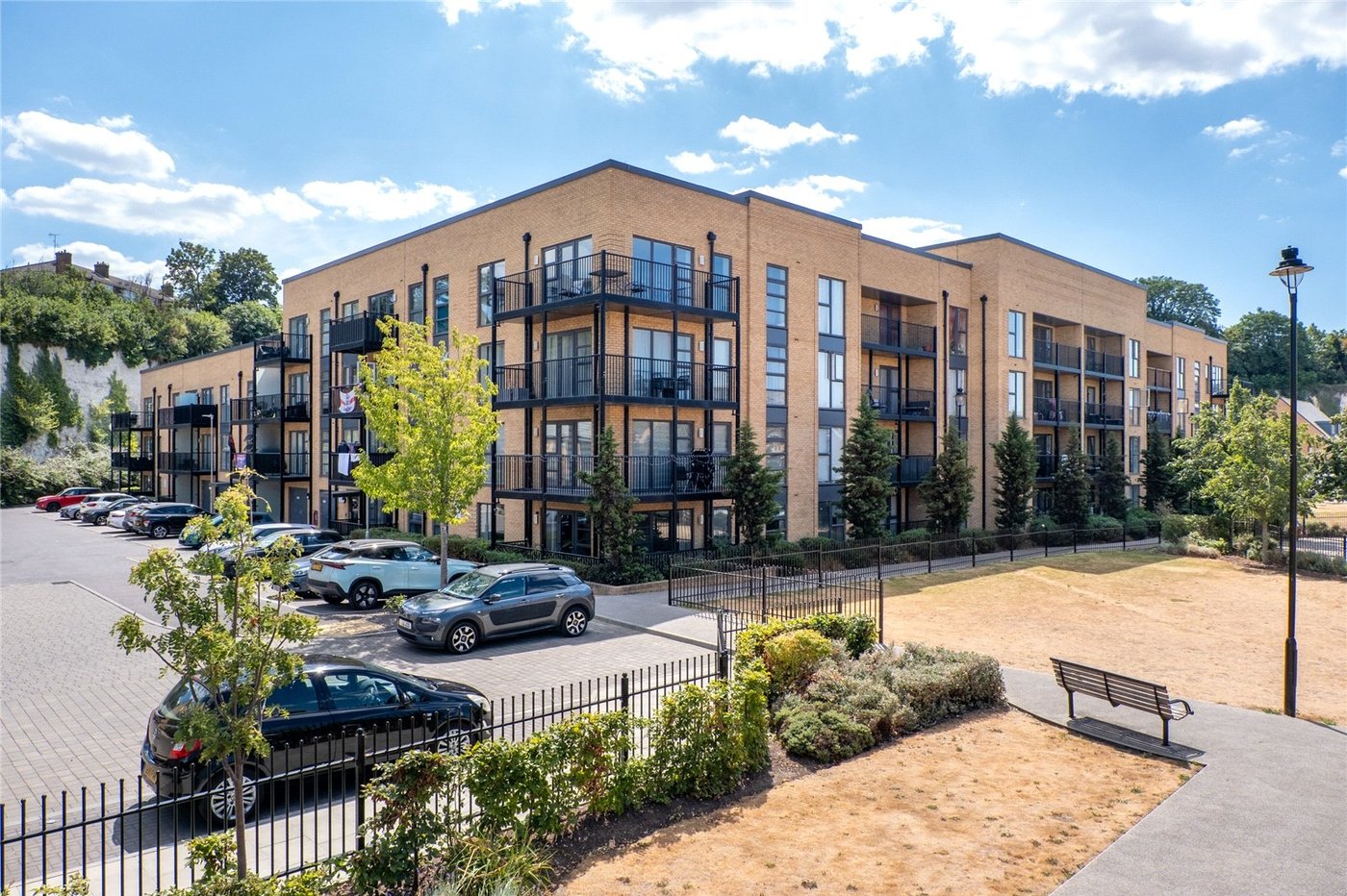 2 bedroom property for sale in Northfleet | Robinson Michael & Jackson