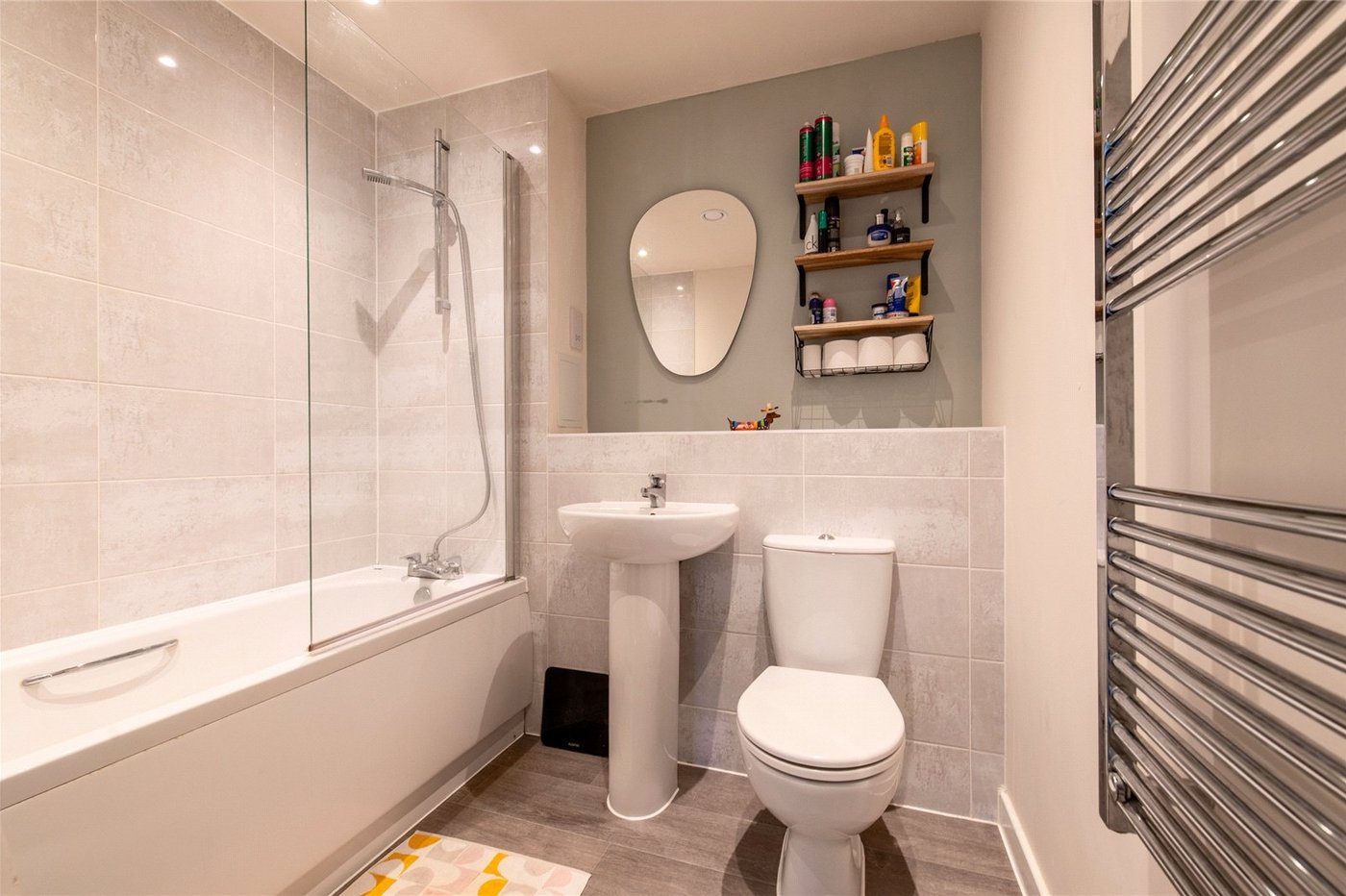 2 bedroom property for sale in Northfleet | Robinson Michael & Jackson