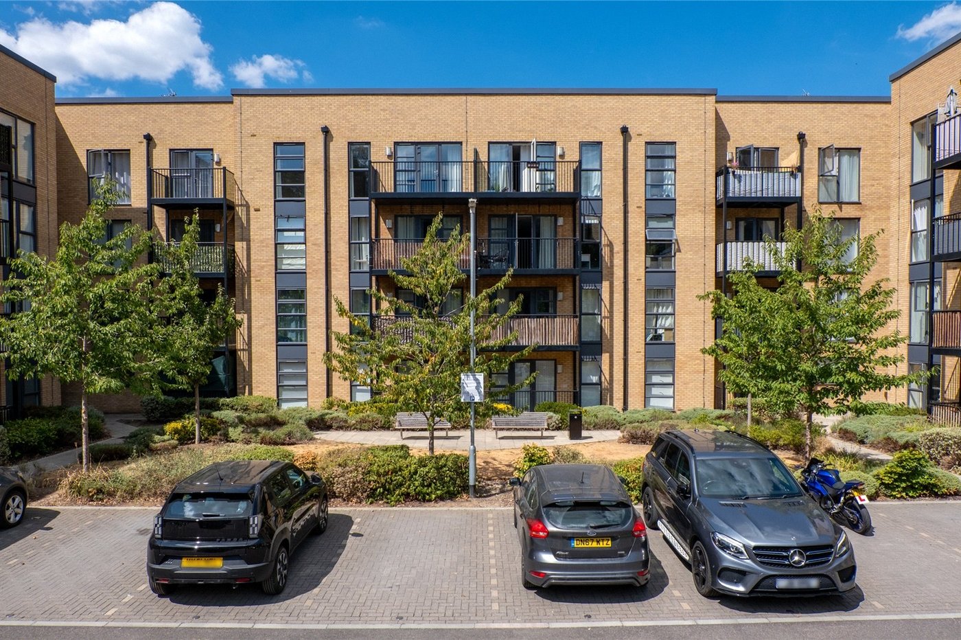 2 bedroom property for sale in Northfleet | Robinson Michael & Jackson