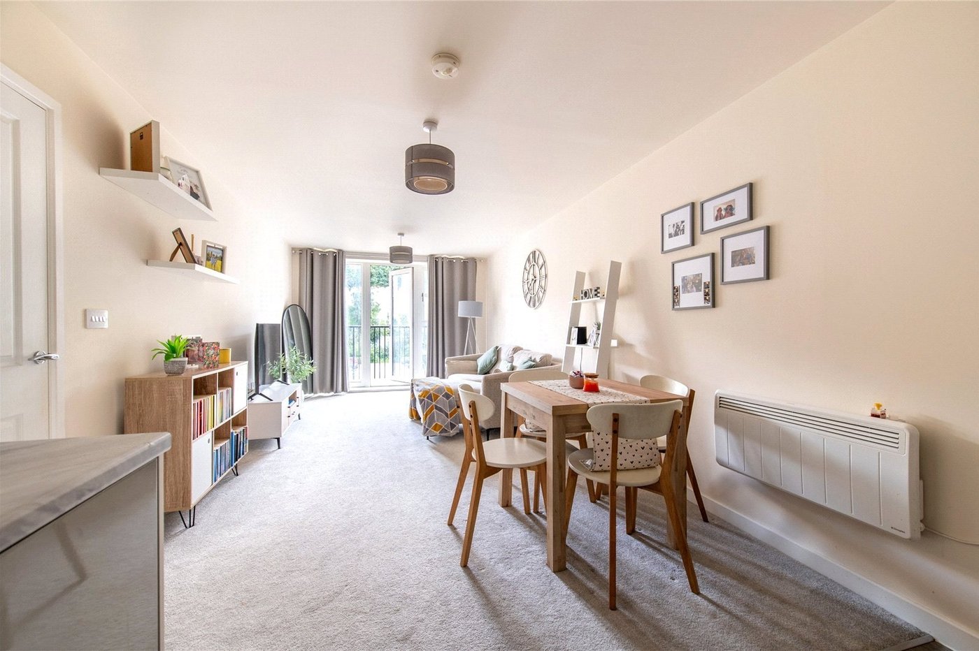 2 bedroom property for sale in Northfleet | Robinson Michael & Jackson