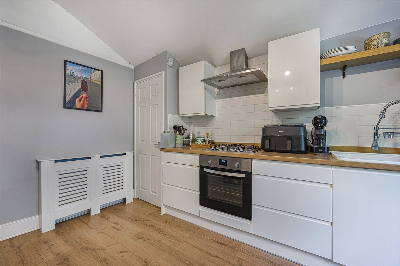 2 bedroom property for sale in Woolwich | Robinson Jackson