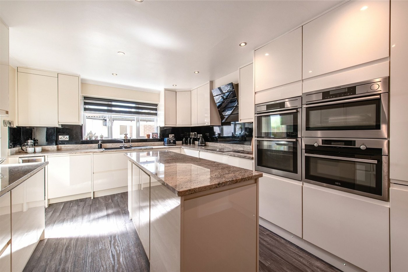 4 bedroom house for sale in Gravesend | Robinson Michael & Jackson