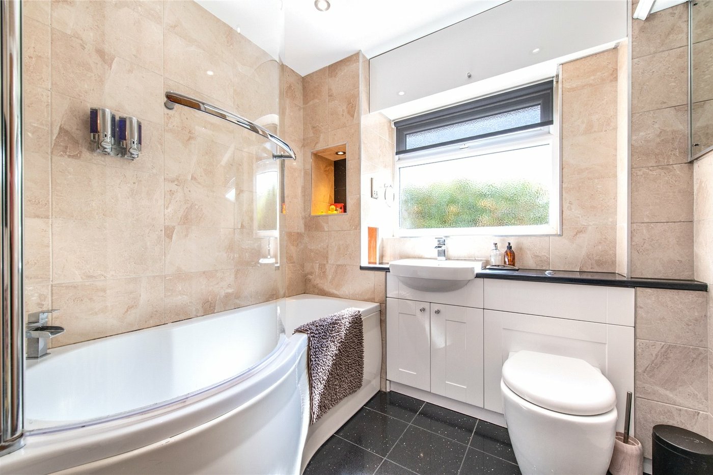 4 bedroom house for sale in Gravesend | Robinson Michael & Jackson