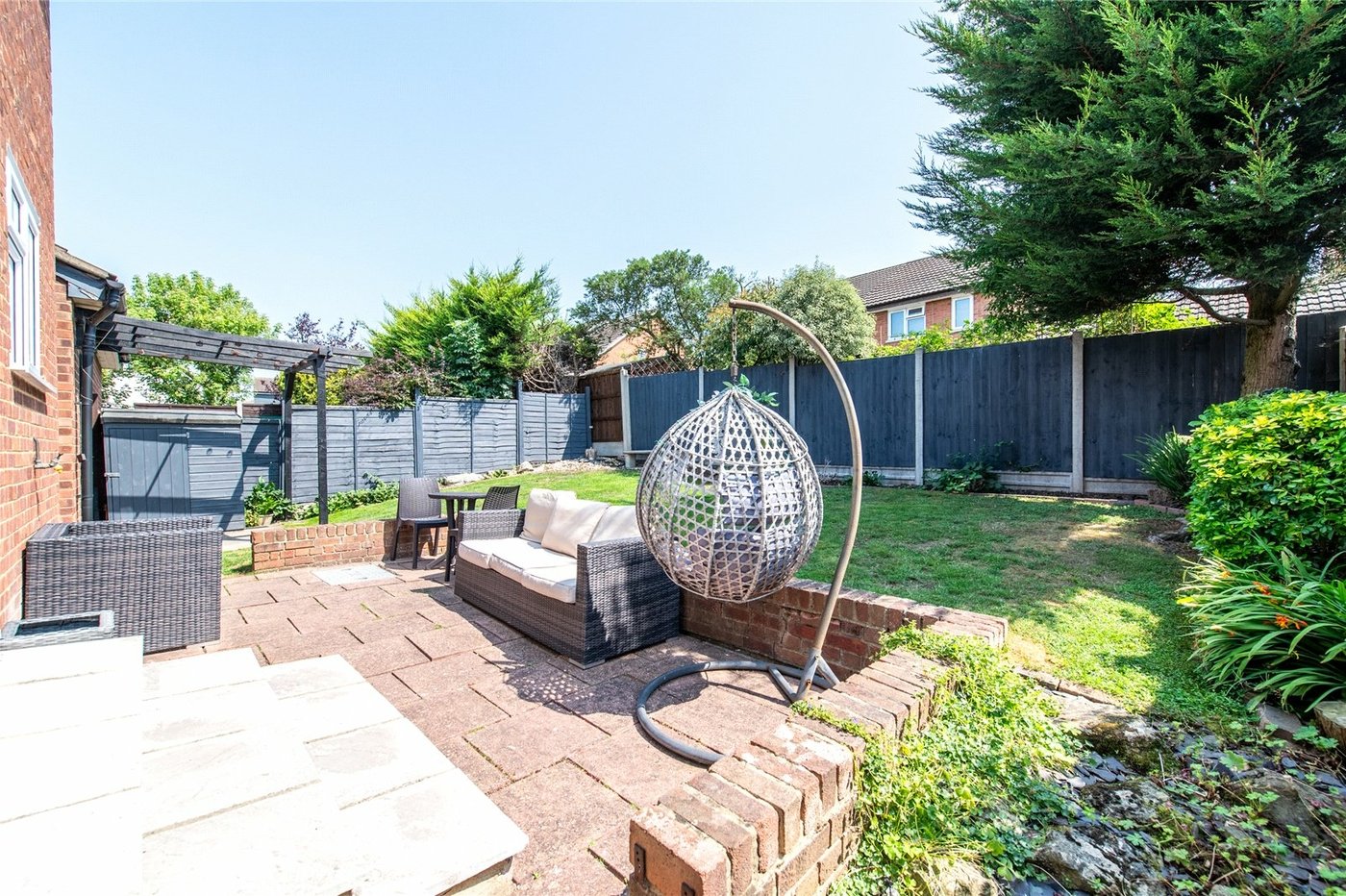 3 bedroom house for sale in Cliffe Woods | Robinson Michael & Jackson