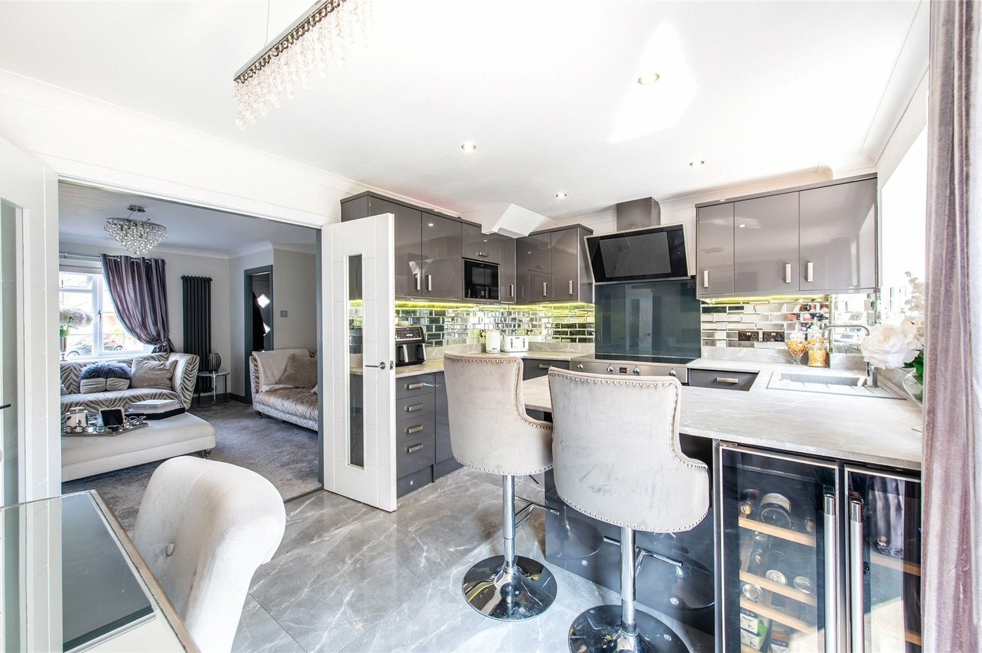 3 bedroom house for sale in Cliffe Woods | Robinson Michael & Jackson