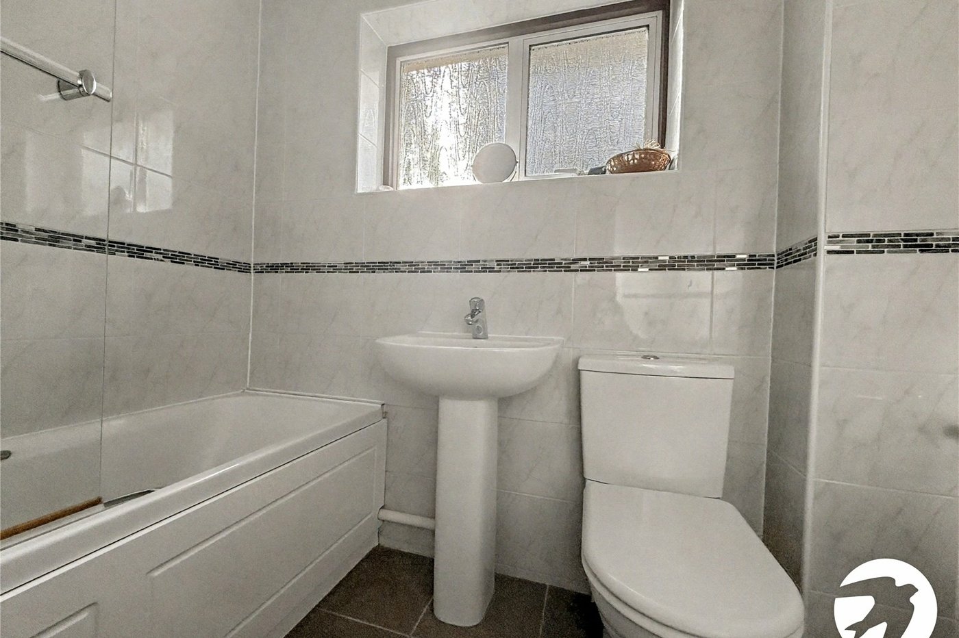 4 bedroom house for sale in Cliffe Woods | Robinson Michael & Jackson