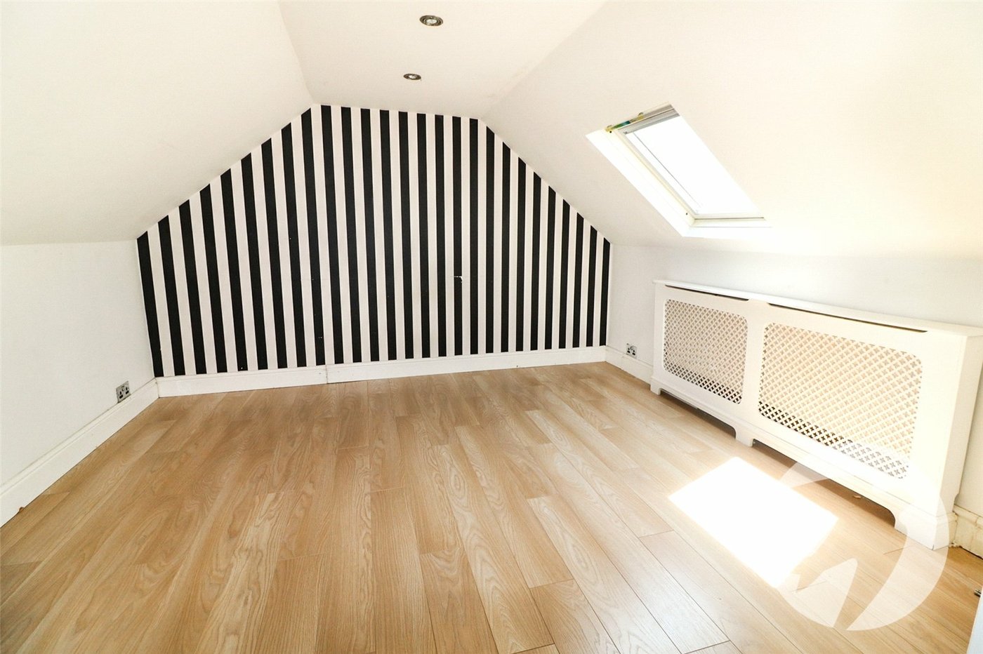 3 bedroom house for sale in Northumberland Heath | Robinson Jackson