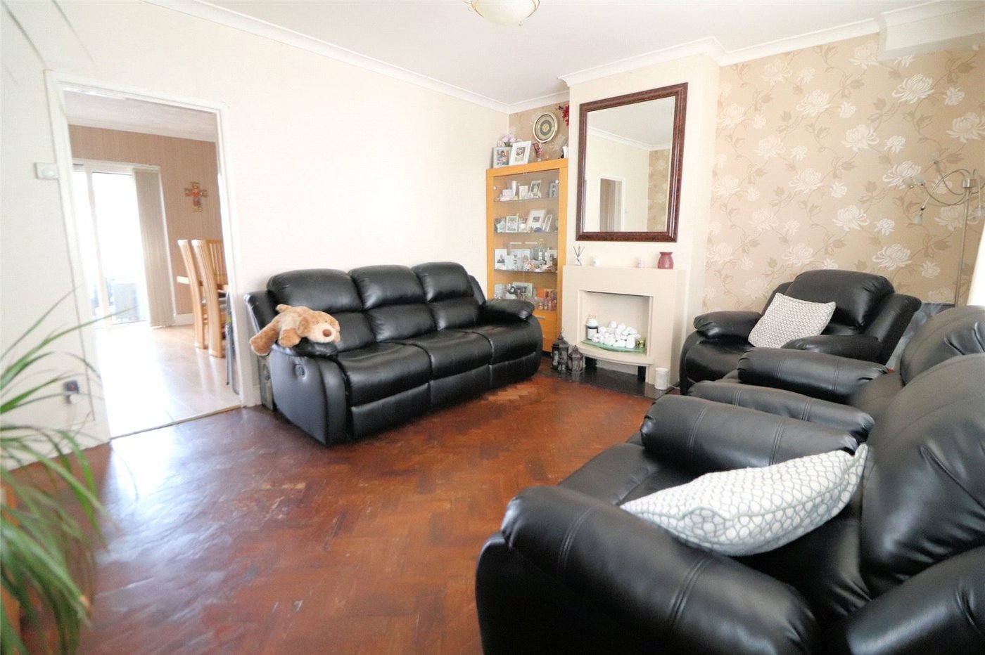 4 bedroom house for sale in Northumberland Heath | Robinson Jackson