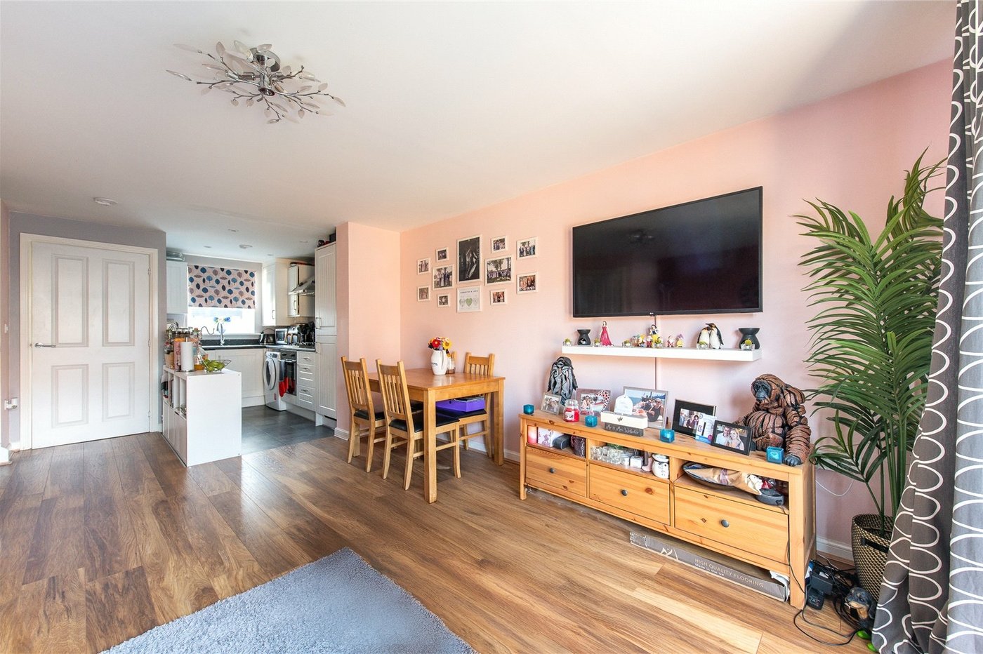 2 bedroom house for sale in Gravesend | Robinson Michael & Jackson