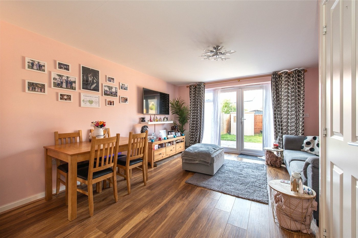 2 bedroom house for sale in Gravesend | Robinson Michael & Jackson