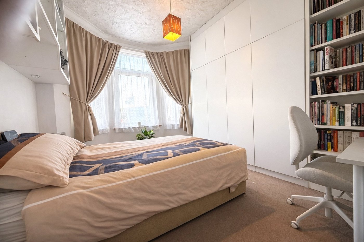 1 bedroom property for sale in Hither Green | Robinson Jackson