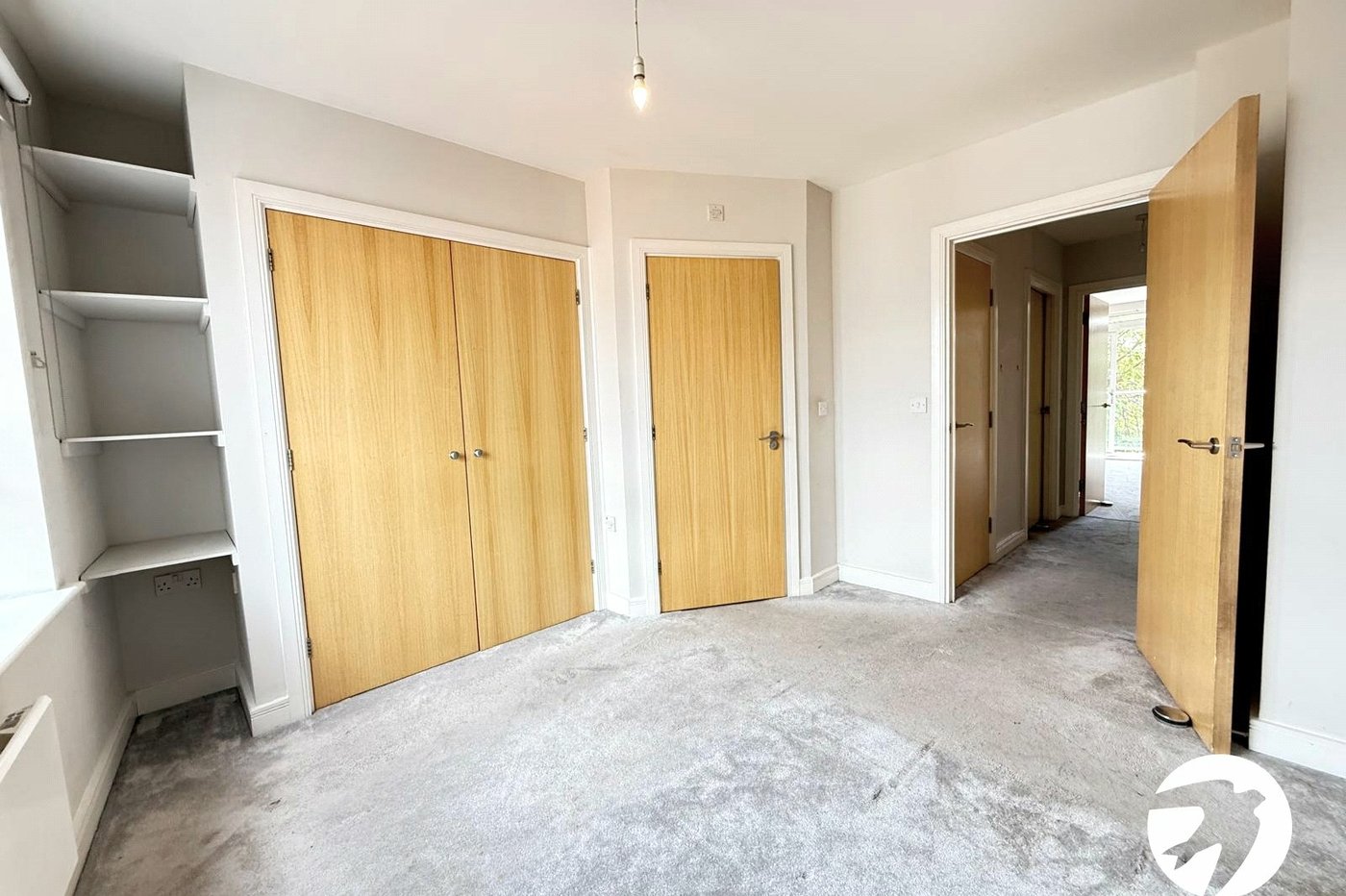 2 bedroom property for sale in London | Robinson Jackson