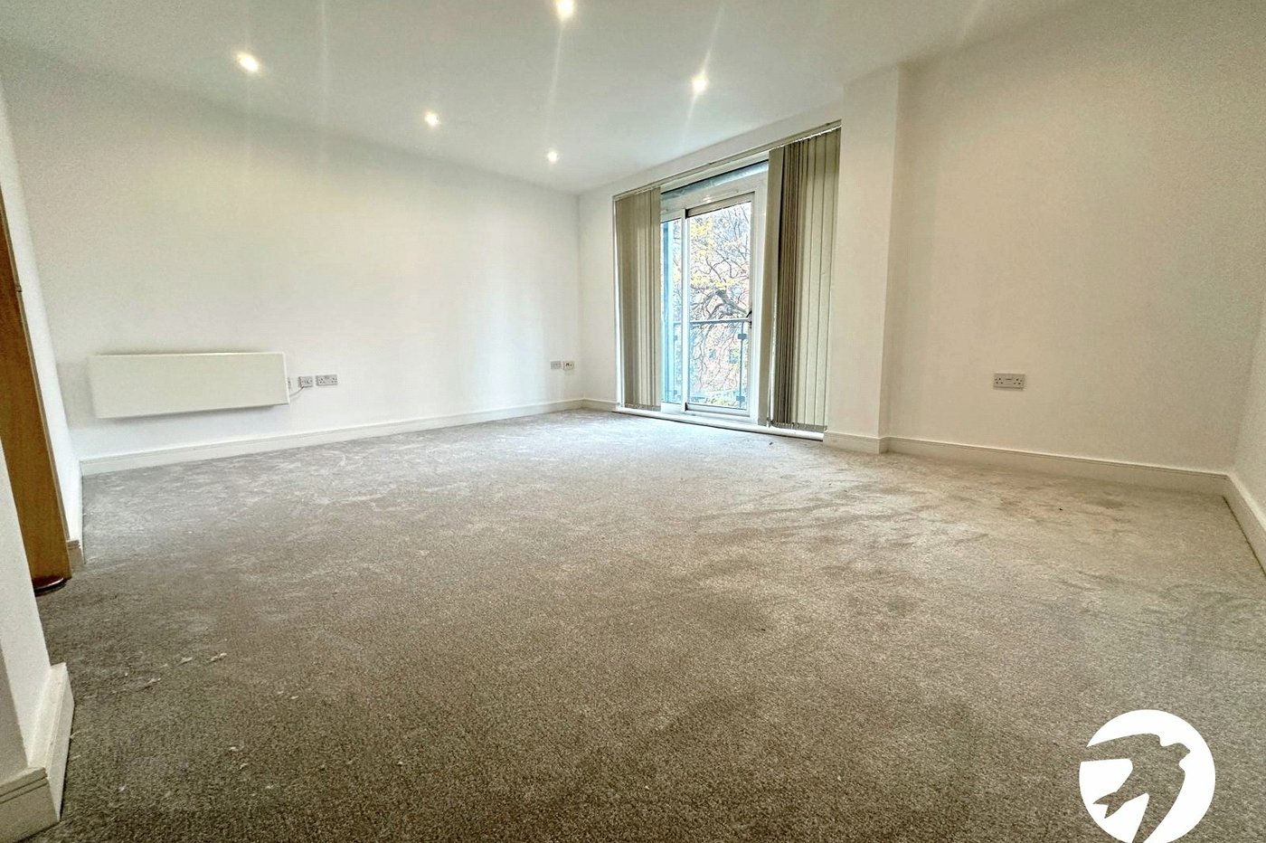 2 bedroom property for sale in London | Robinson Jackson