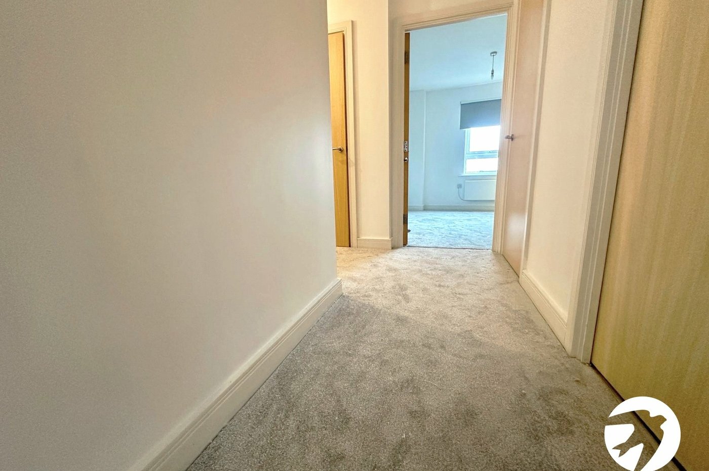 2 bedroom property for sale in London | Robinson Jackson