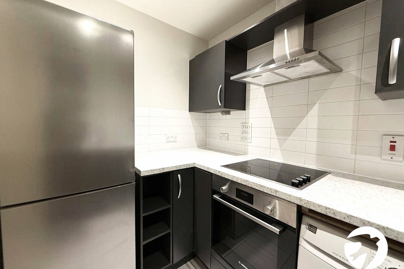2 bedroom property for sale in London | Robinson Jackson