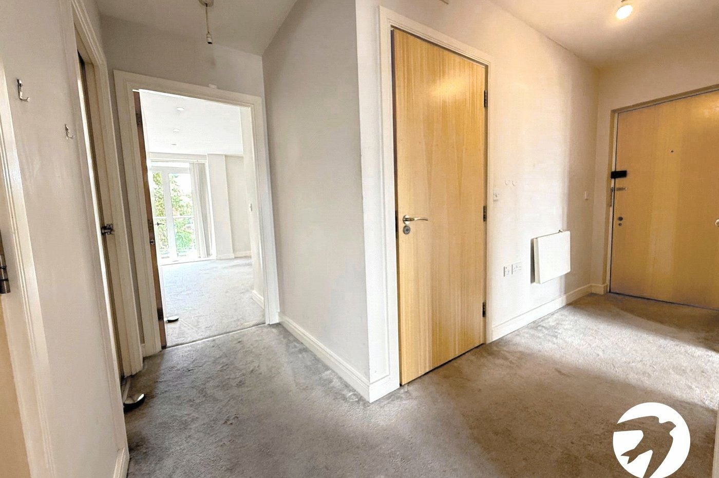 2 bedroom property for sale in London | Robinson Jackson