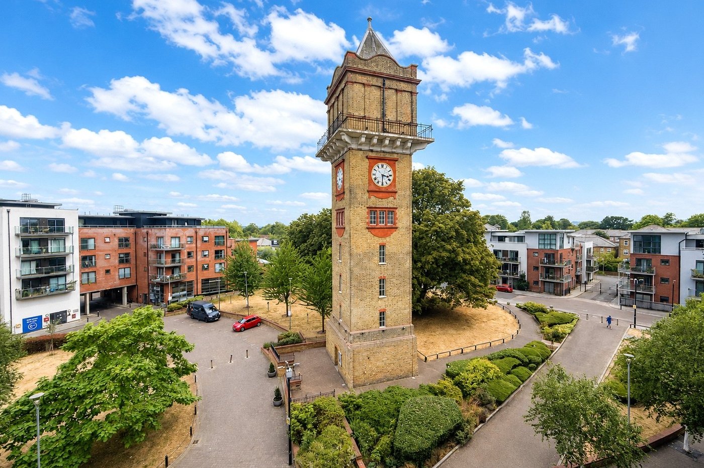 2 bedroom property for sale in London | Robinson Jackson