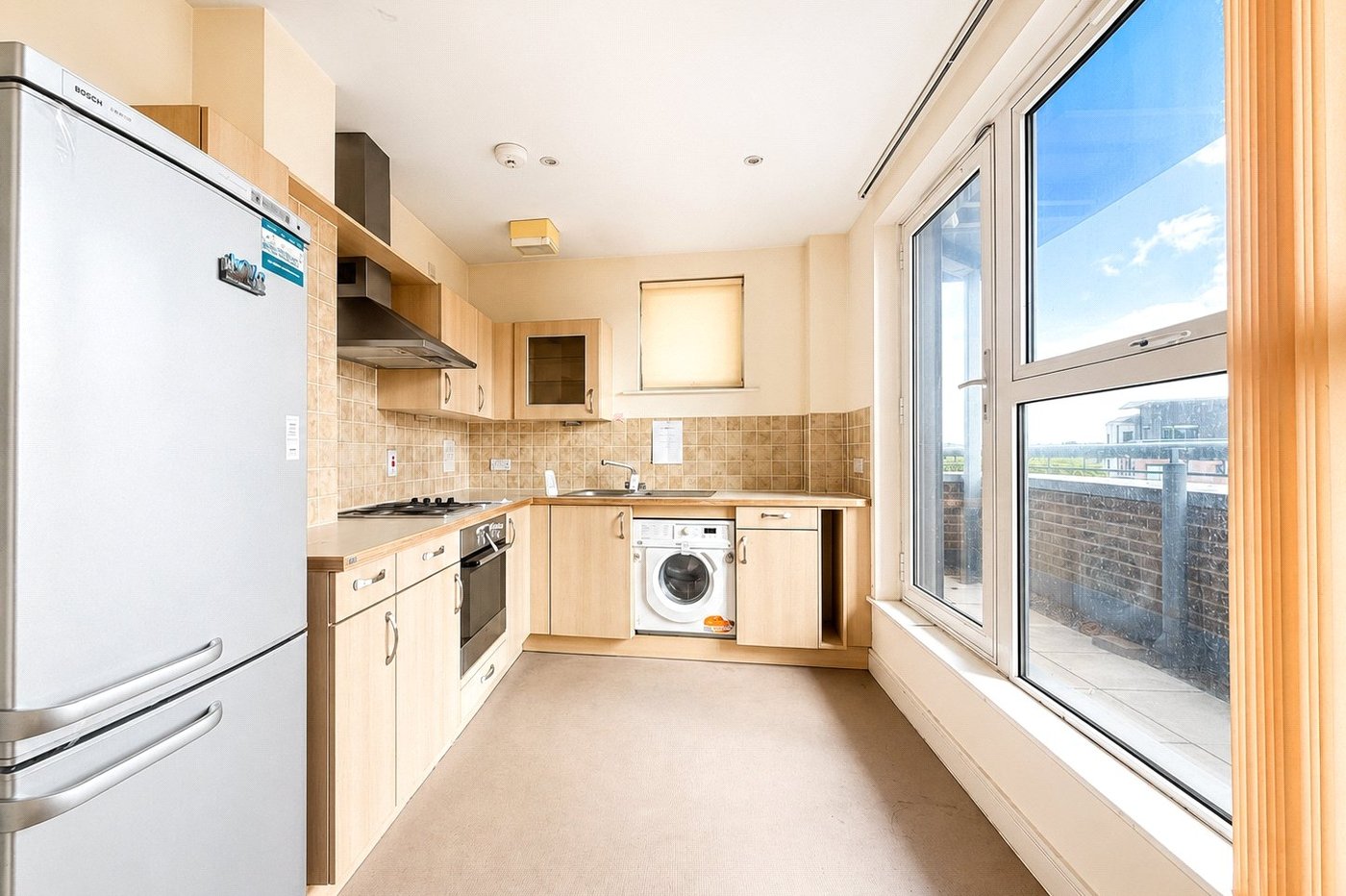 2 bedroom property for sale in London | Robinson Jackson