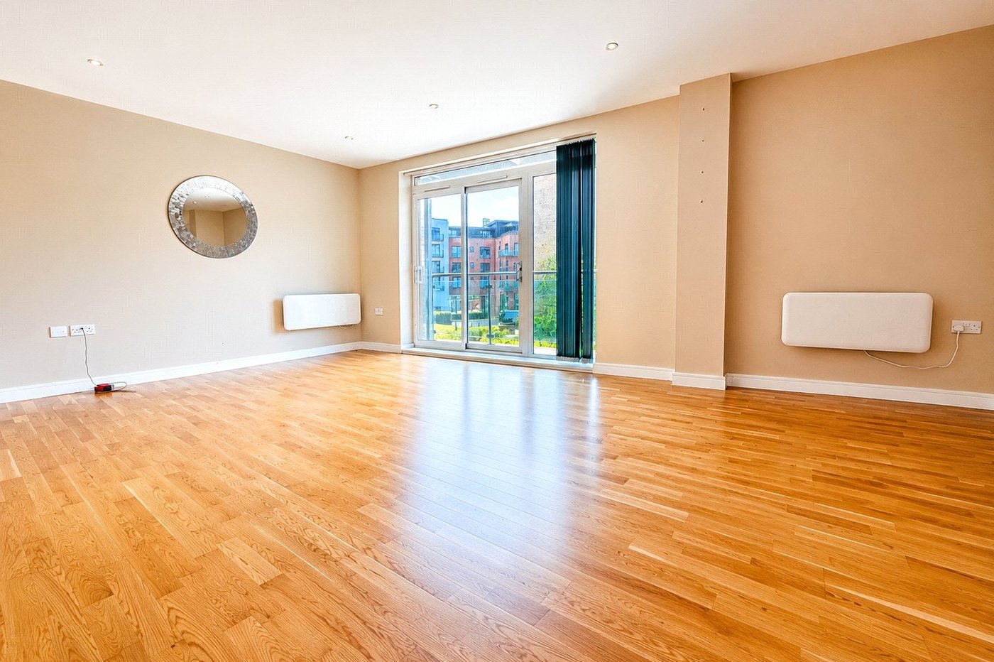 2 bedroom property for sale in London | Robinson Jackson