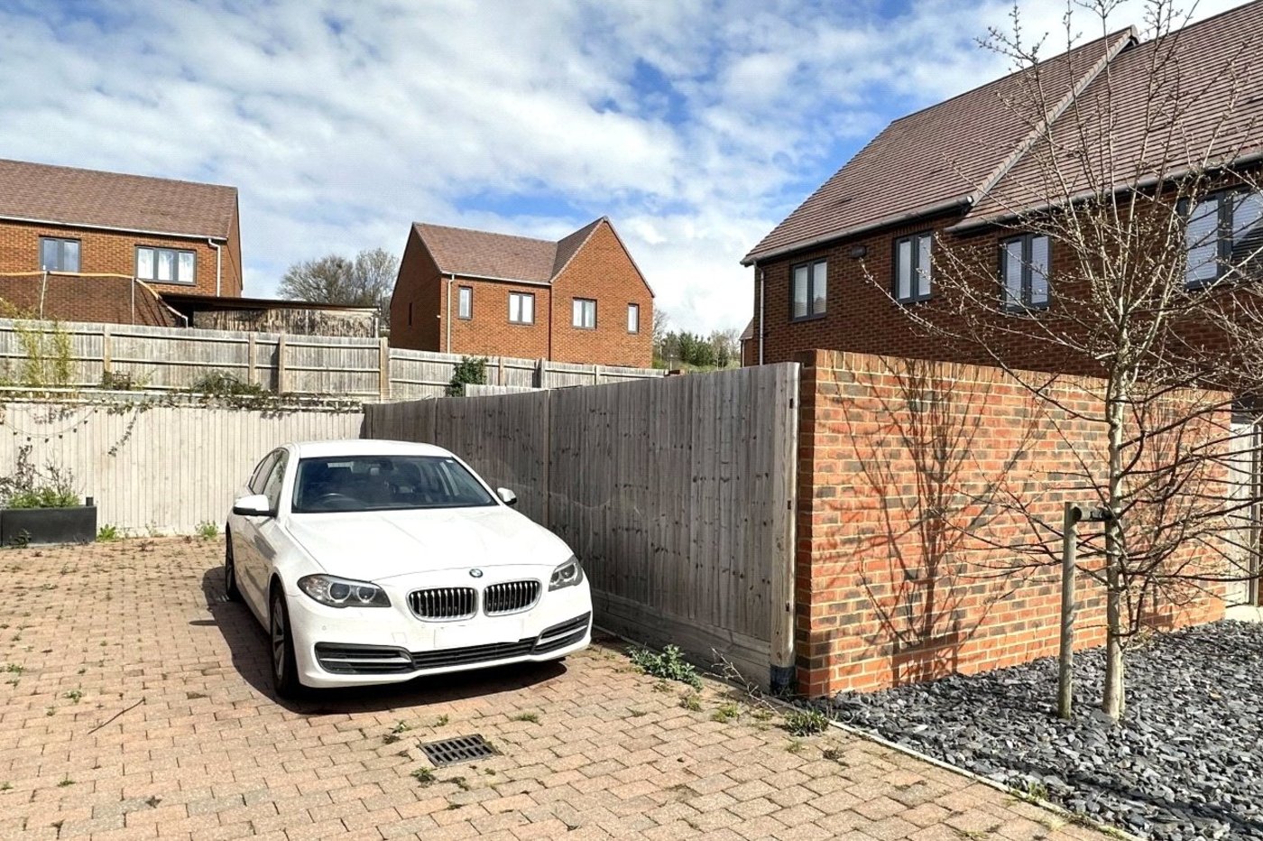 house for sale in Castle Hill, Ebbsfleet Valley, DA10 Robinson Jackson