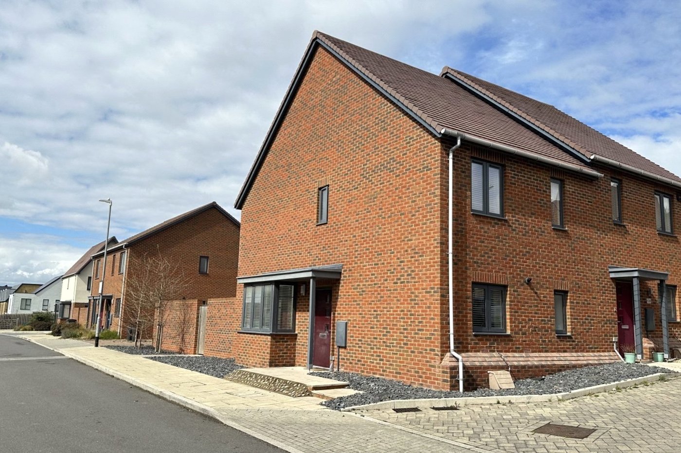 house for sale in Castle Hill, Ebbsfleet Valley, DA10 Robinson Jackson