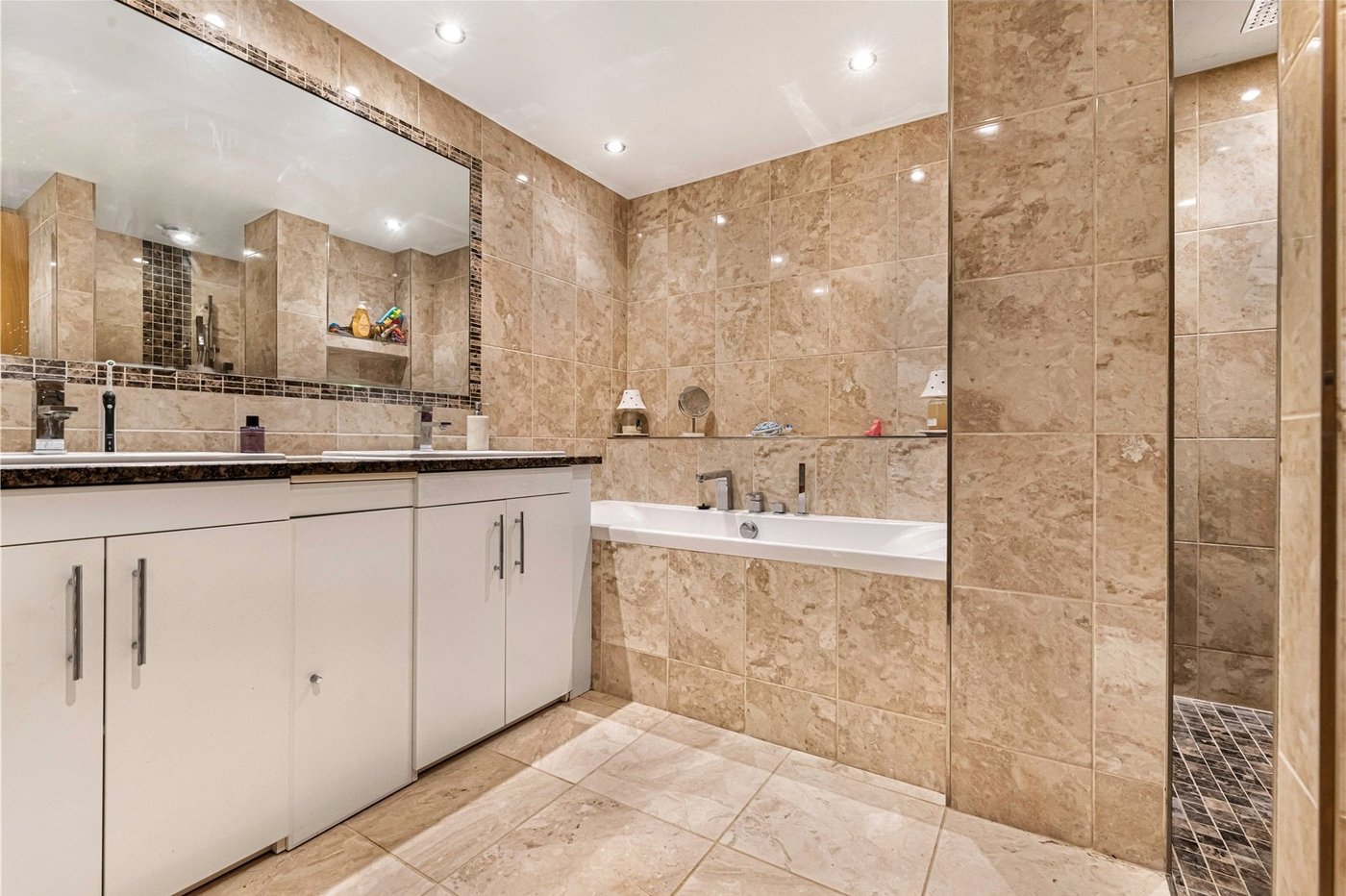 7 bedroom house for sale in Swanley | Robinson Jackson