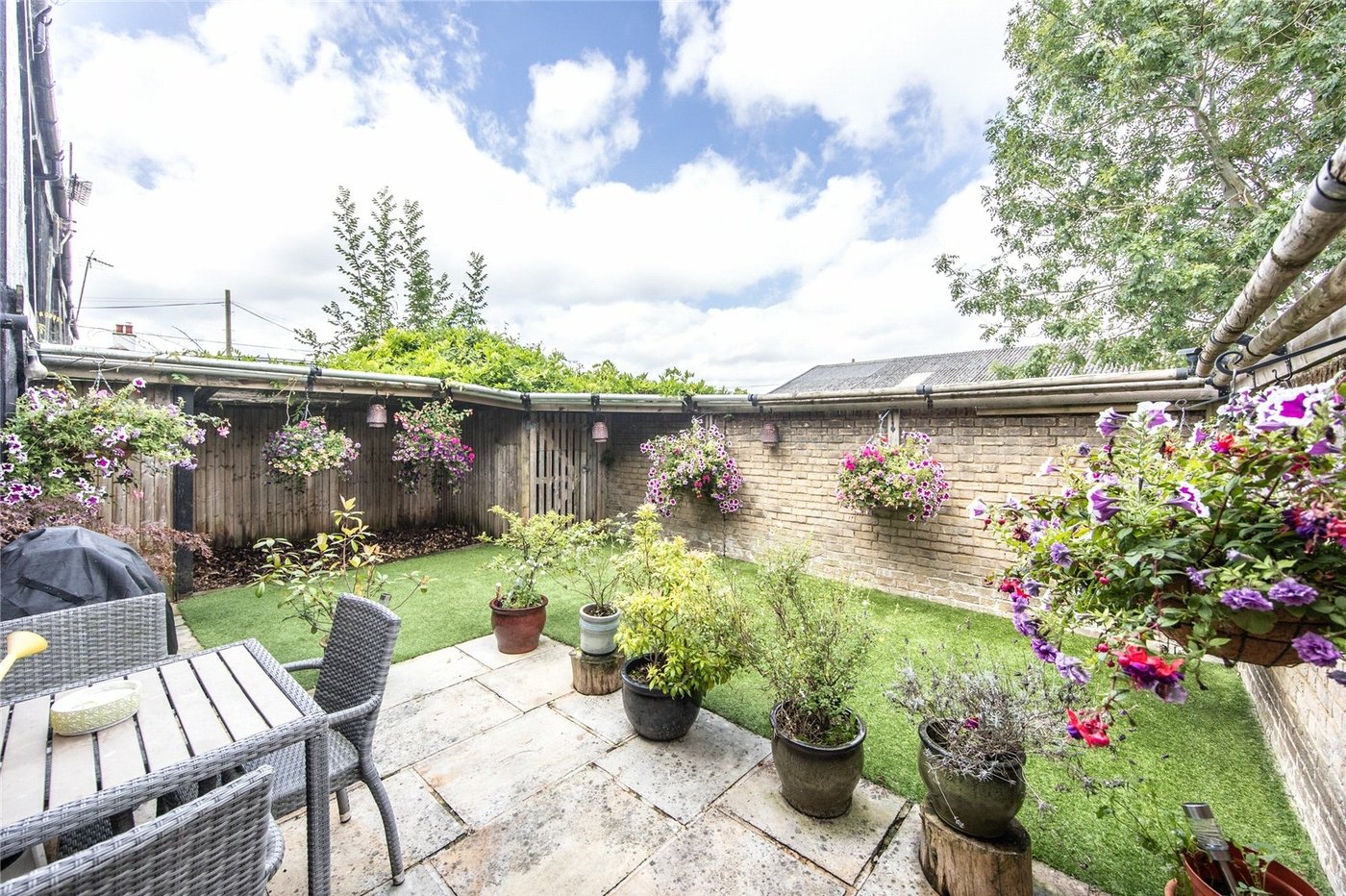 3 bedroom property for sale in Sevenoaks | Robinson Michael & Jackson