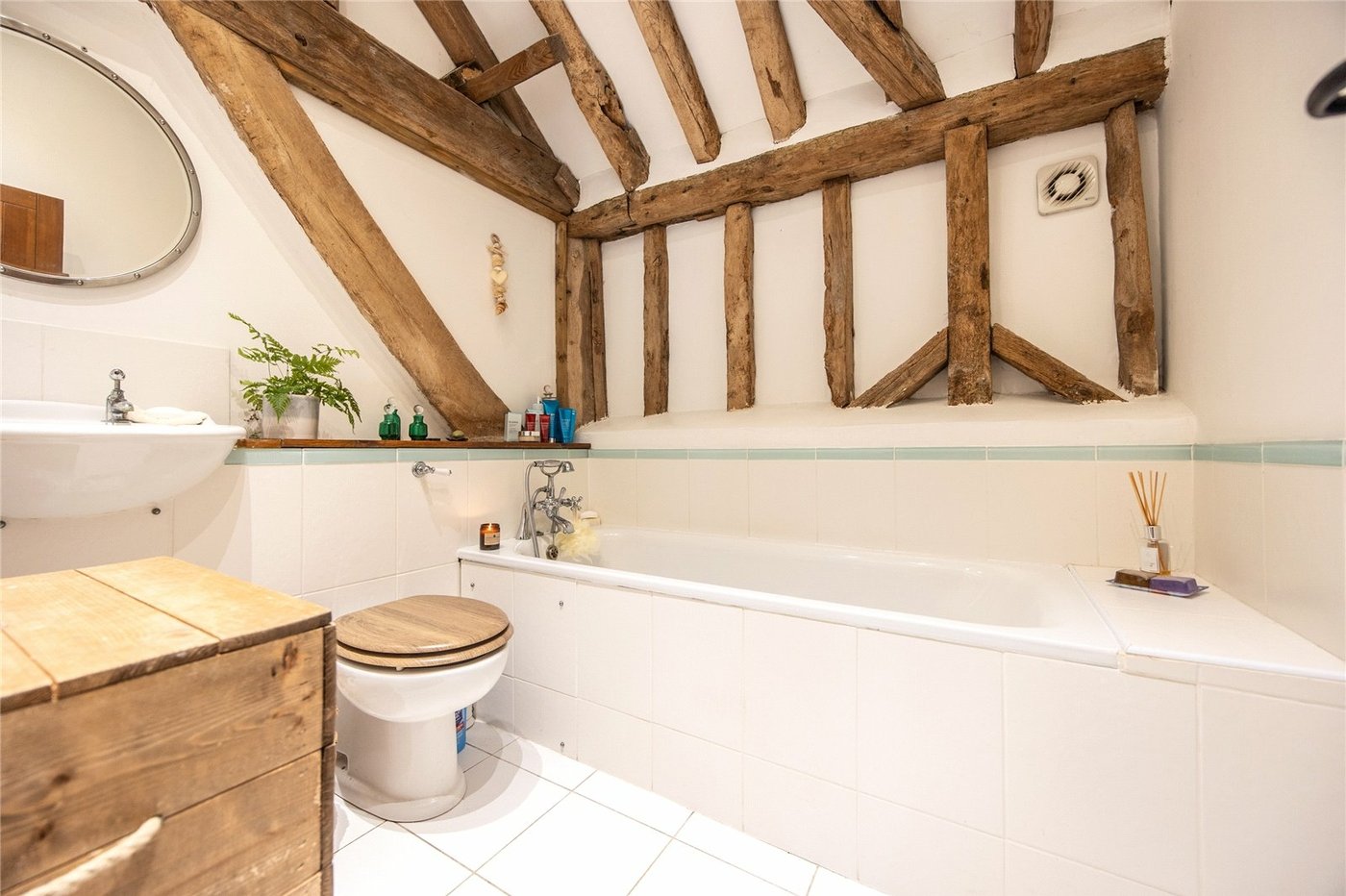 3 bedroom property for sale in Sevenoaks | Robinson Michael & Jackson