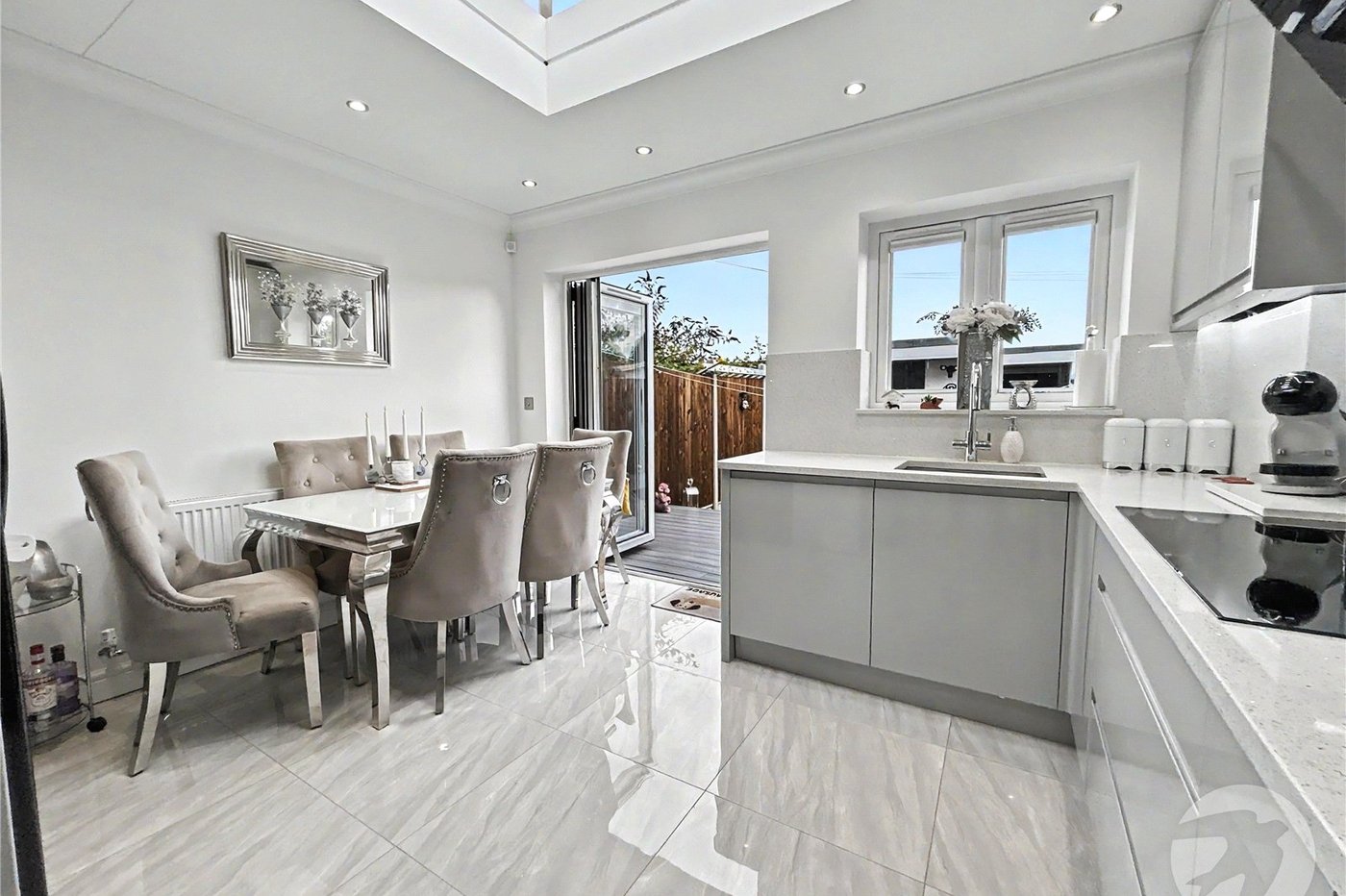 2 bedroom house for sale in Sidcup | Robinson Jackson