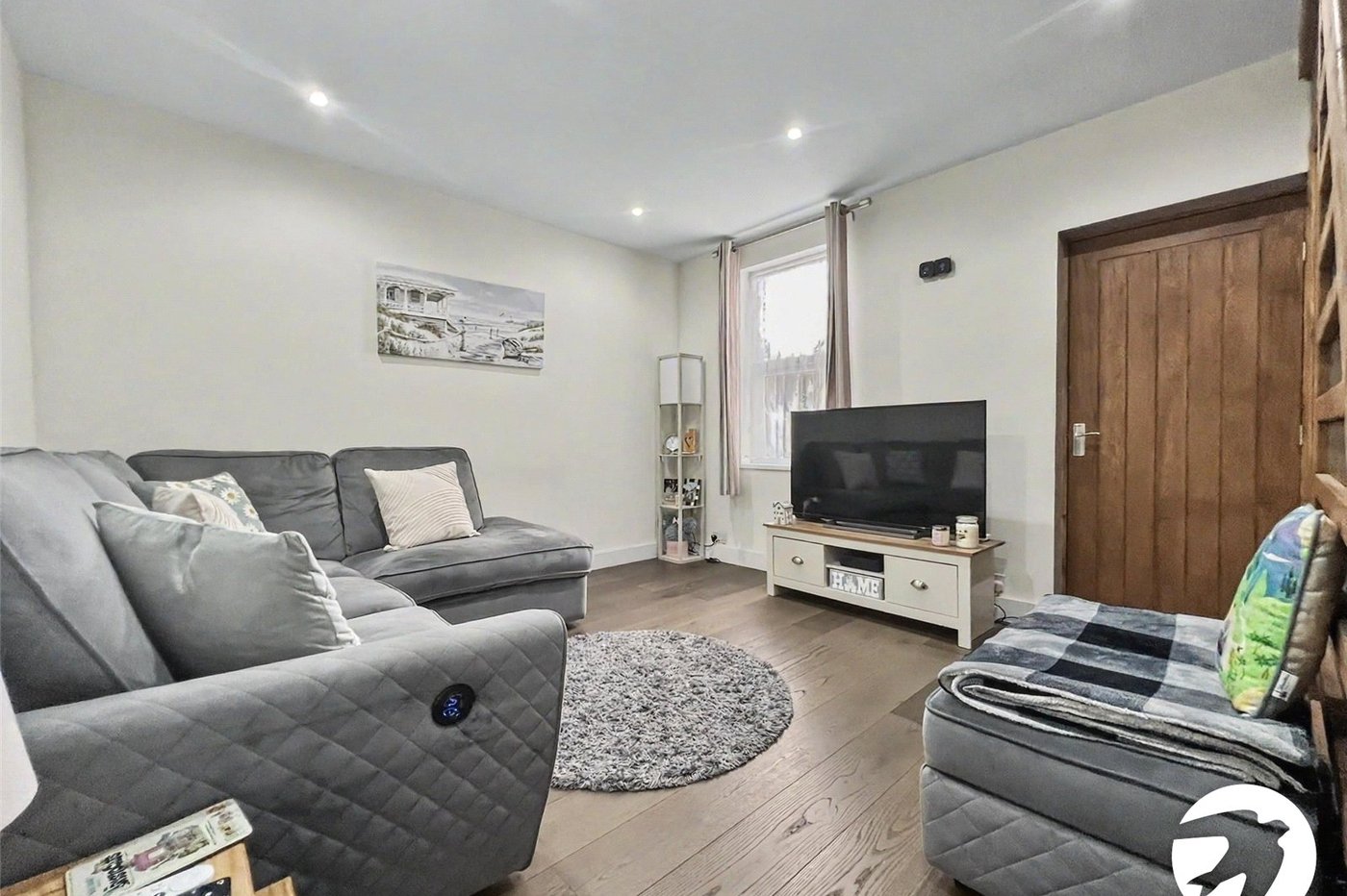 2 bedroom house for sale in Chatham | Robinson Michael & Jackson