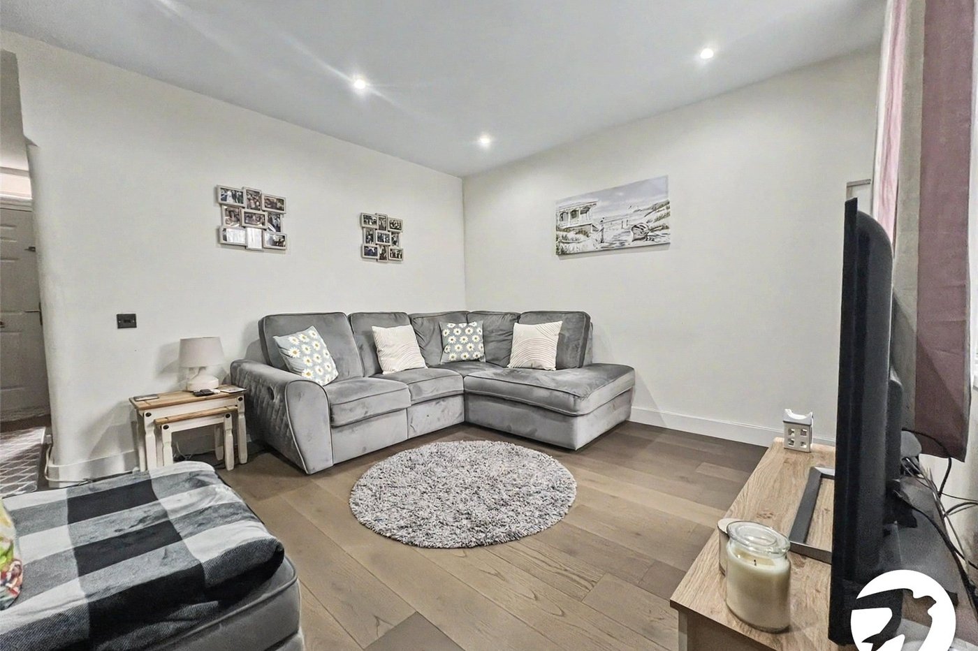 2 bedroom house for sale in  | Robinson Michael & Jackson