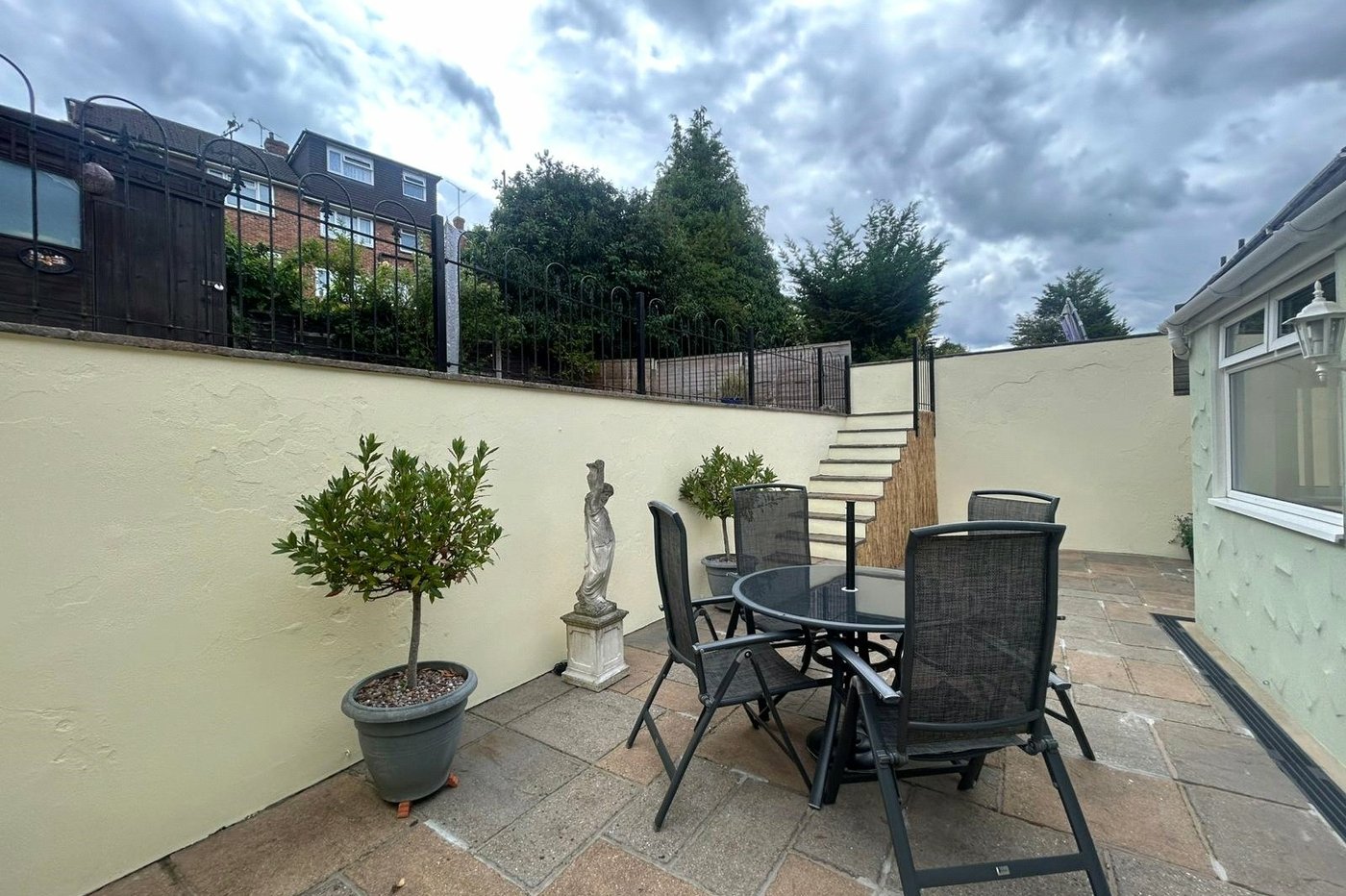 3 bedroom house for sale in Davis Estate | Robinson Michael & Jackson