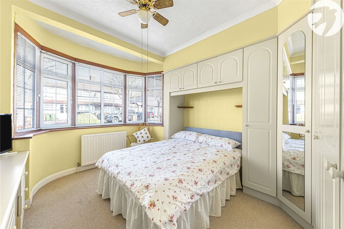 2 bedroom bungalow for sale in Bexleyheath | Robinson Jackson