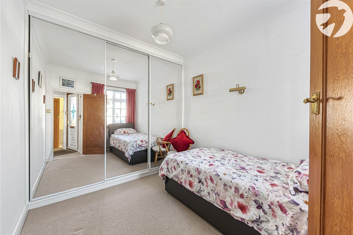 2 bedroom bungalow for sale in Bexleyheath | Robinson Jackson