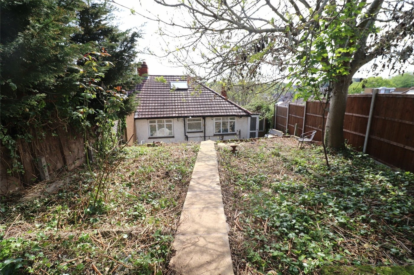 2 bedroom bungalow for sale in Erith | Robinson Jackson