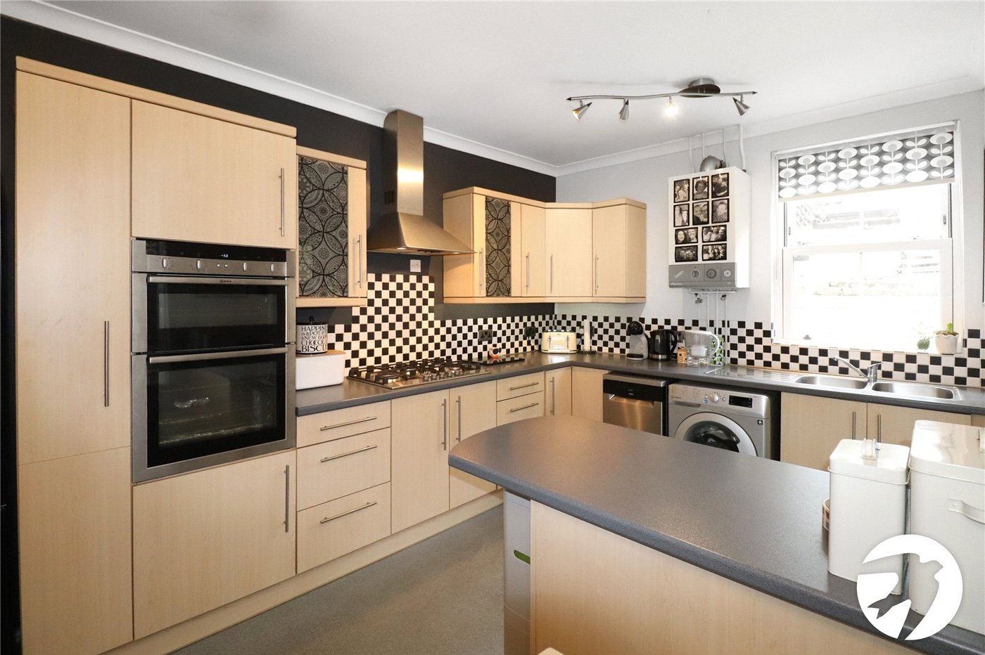 3 bedroom house for sale in Erith | Robinson Jackson