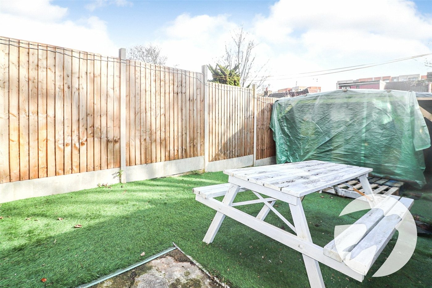 2 bedroom property for sale in Erith | Robinson Jackson
