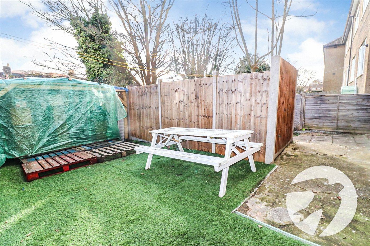 2 bedroom property for sale in Erith | Robinson Jackson