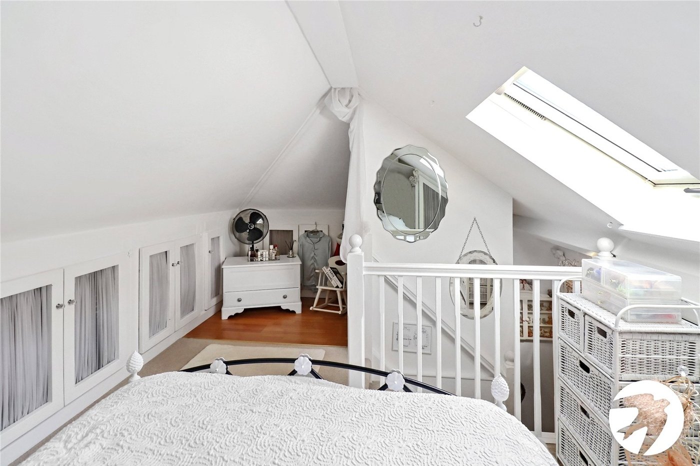 4 bedroom bungalow for sale in Erith | Robinson Jackson