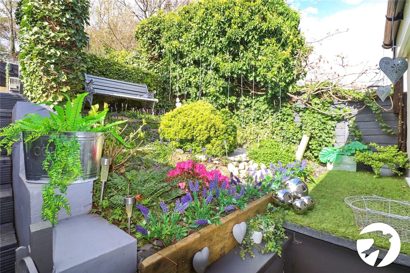 4 bedroom bungalow for sale in Erith | Robinson Jackson