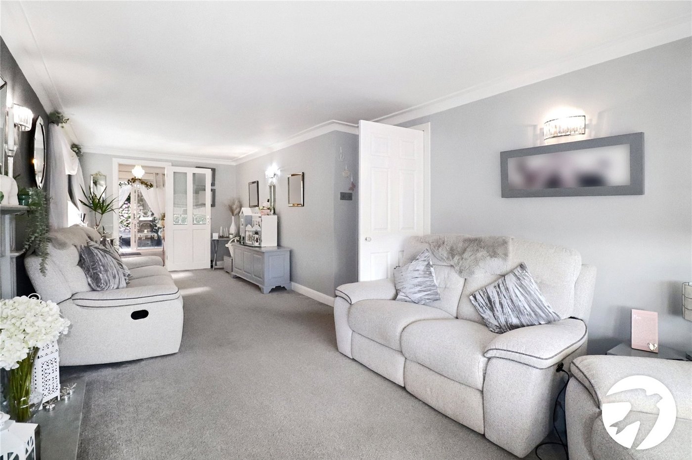 4 bedroom bungalow for sale in Erith | Robinson Jackson