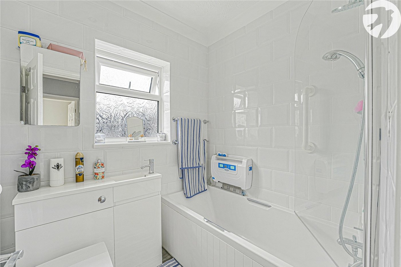 3 bedroom house for sale in Dartford | Robinson Jackson