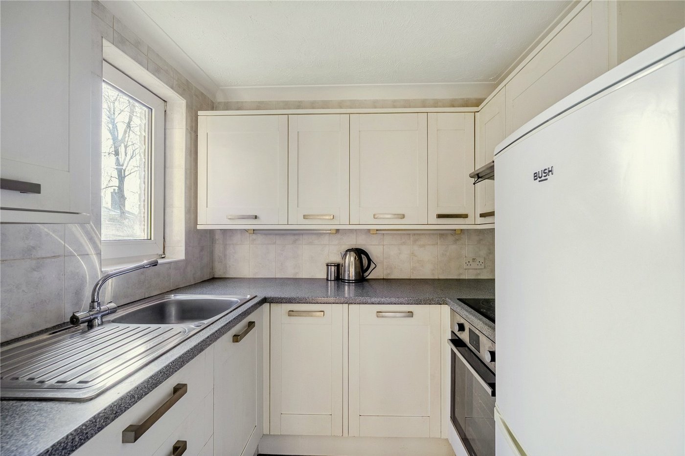 1 bedroom property for sale in Jews Walk | Robinson Jackson