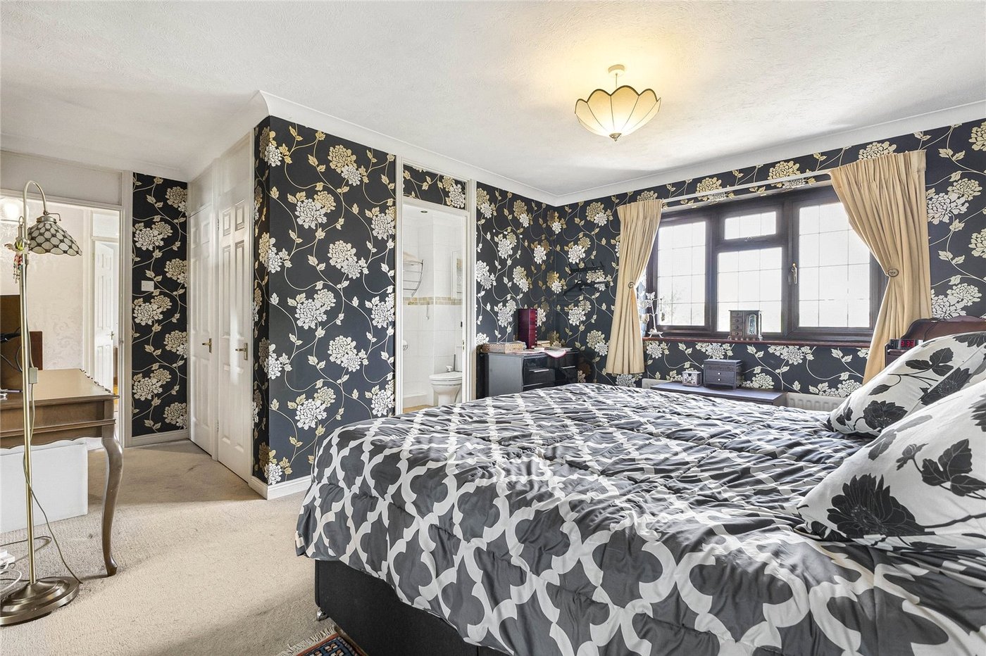 4 bedroom house for sale in Rochester | Robinson Michael & Jackson