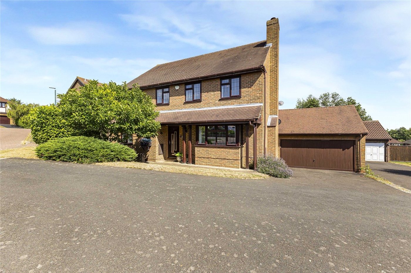 4 bedroom house for sale in Rochester | Robinson Michael & Jackson