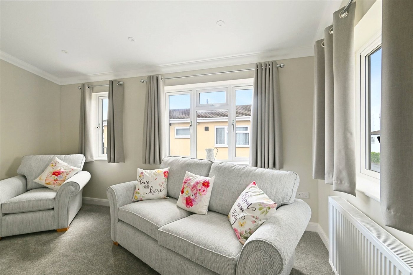 2 bedroom bungalow for sale in Vicarage Lane | Robinson Michael & Jackson