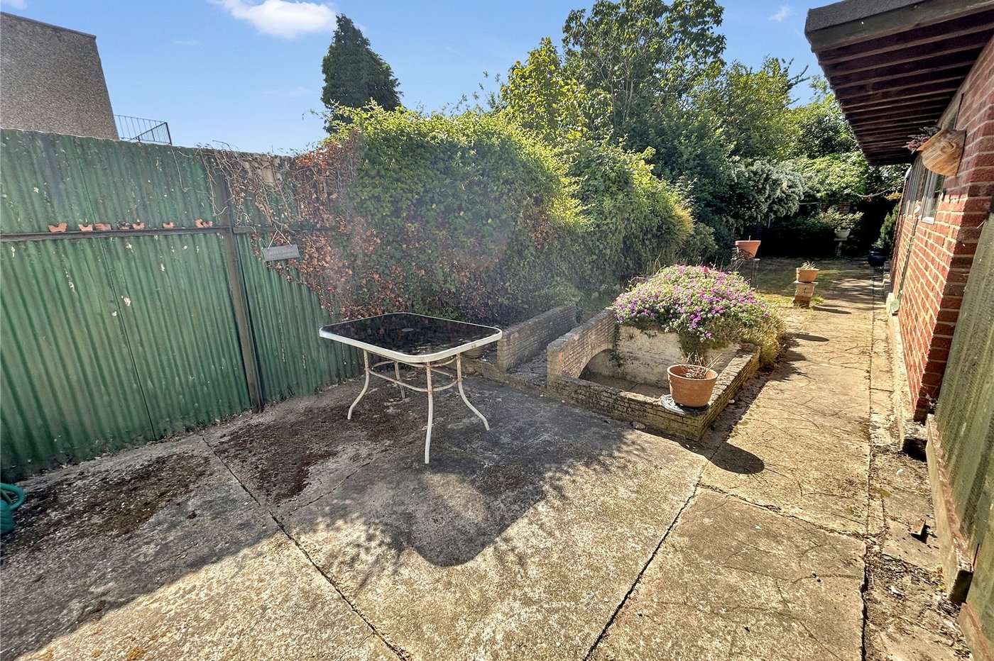 2 bedroom house for sale in South Welling | Robinson Jackson