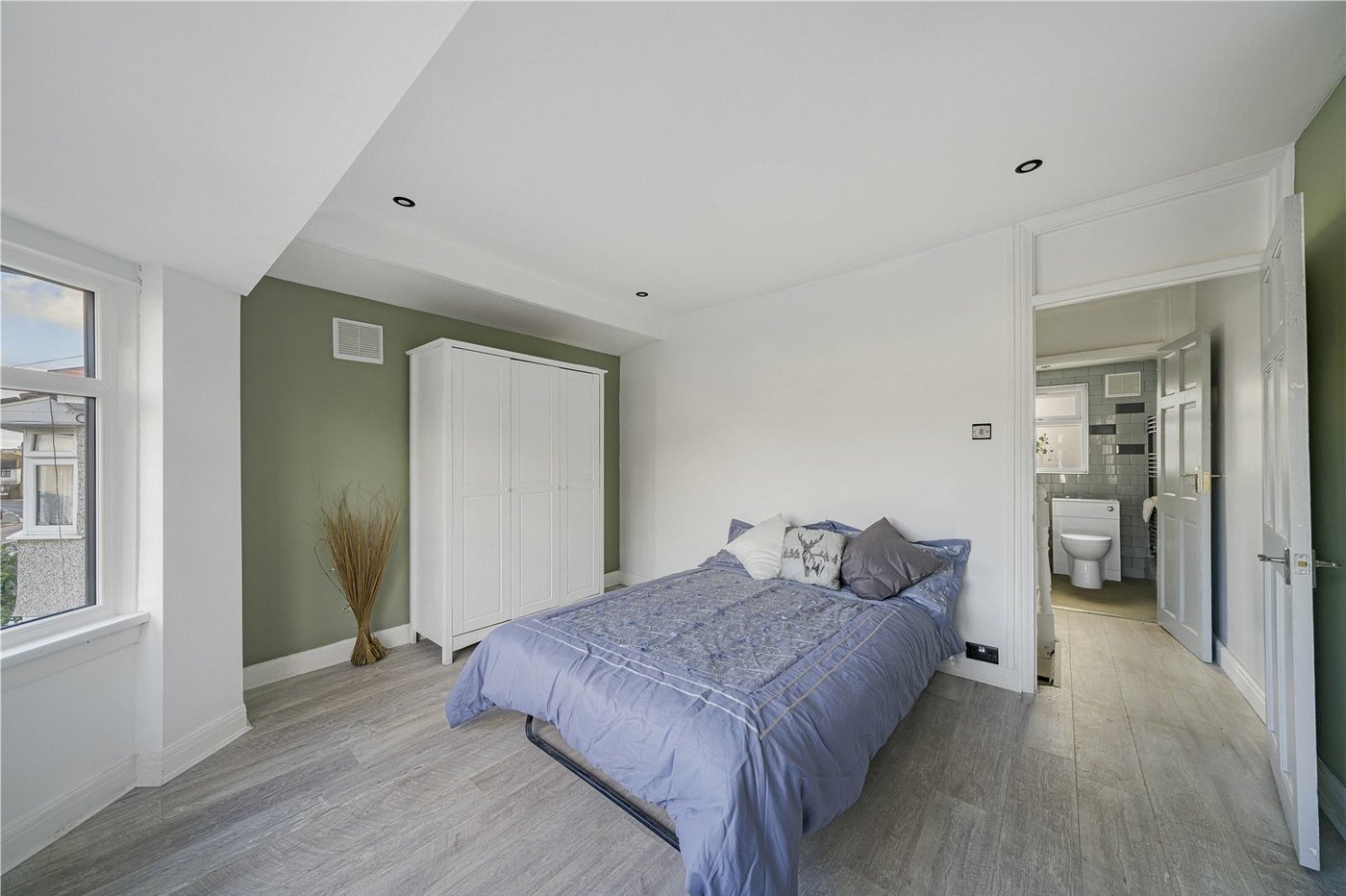 2 bedroom house for sale in South Welling | Robinson Jackson